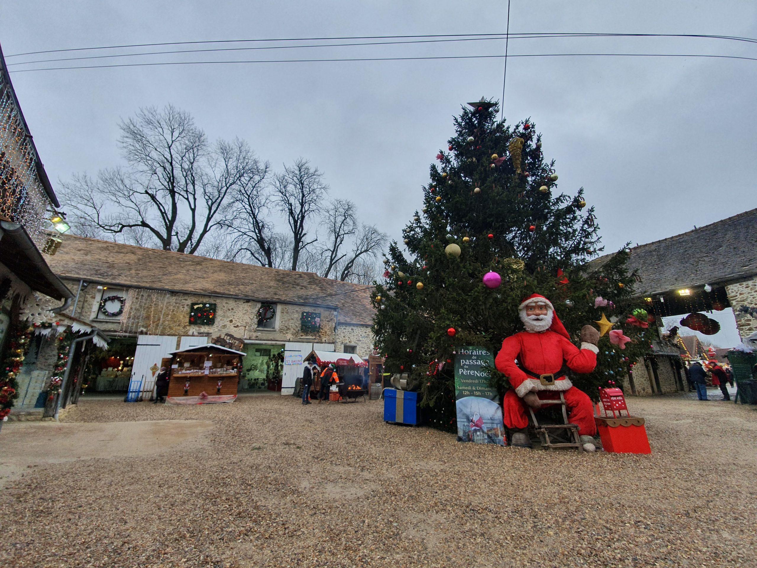 Janvry Marché de noël La ferme des P'tits bergers chèvre angora mohair Atraps Chaussy Loiret Essonne Angerville
