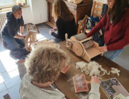 Wecandoo atelier filage cardage Ferme des P'tits Bergers Atraps Chaussy Angerville Loiret Essonne Ile-de-France Paris Chèvre Angora