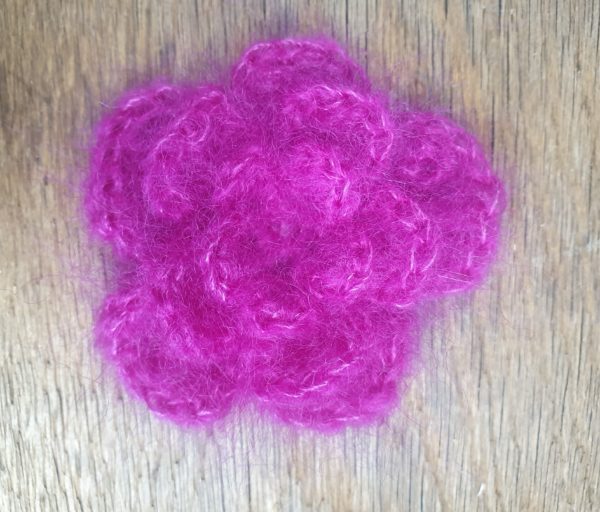 broche mohair et soie moyennerose digitale