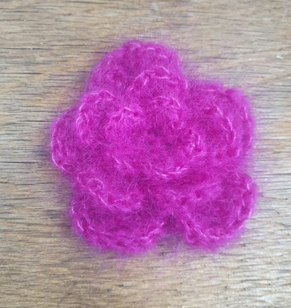 broche mohair et soie moyennerose digitale
