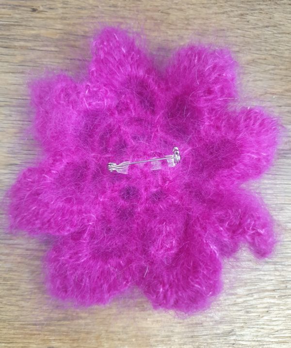 broche mohair et soie grande rose digitale