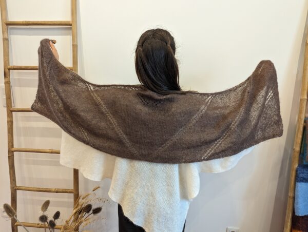 Etole mohair et soie marron cheveche tricotée main