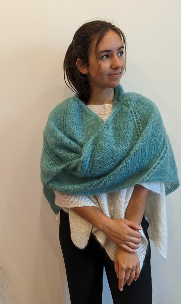 Etole mohair et soie vert sauge tricotée main